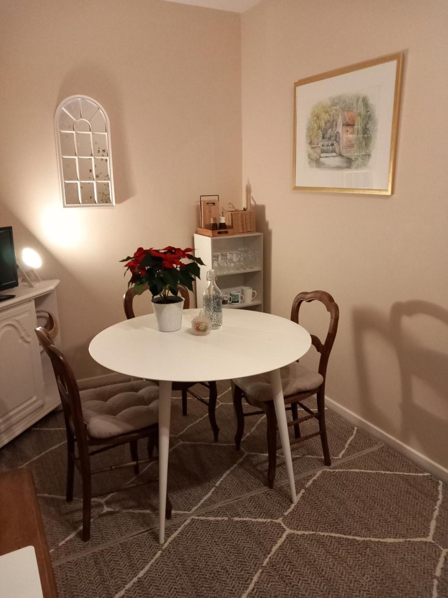 Au Petit Nid Froissart Bed and Breakfast Chimay Εξωτερικό φωτογραφία